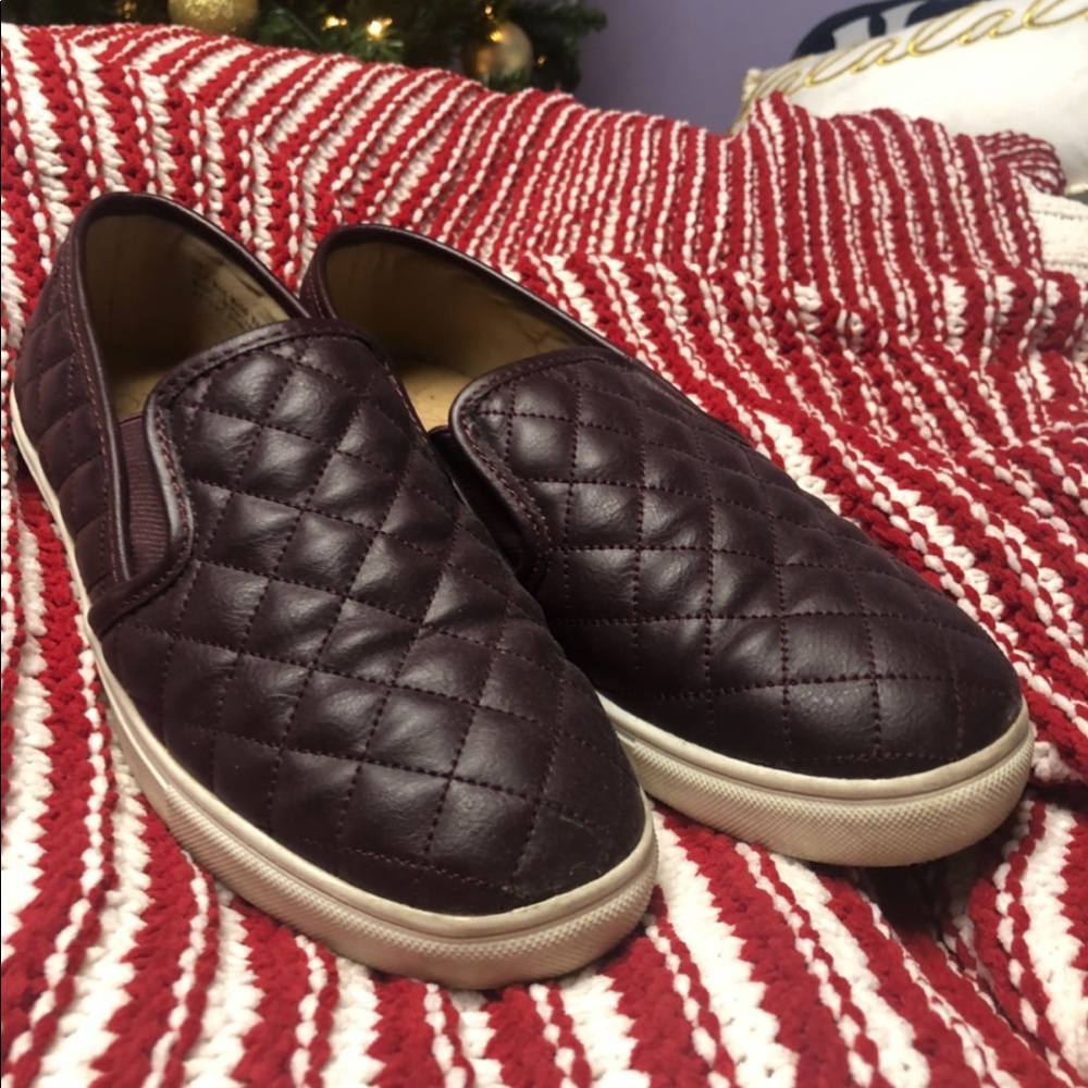 ny&co purple slip on sneakers!!!
